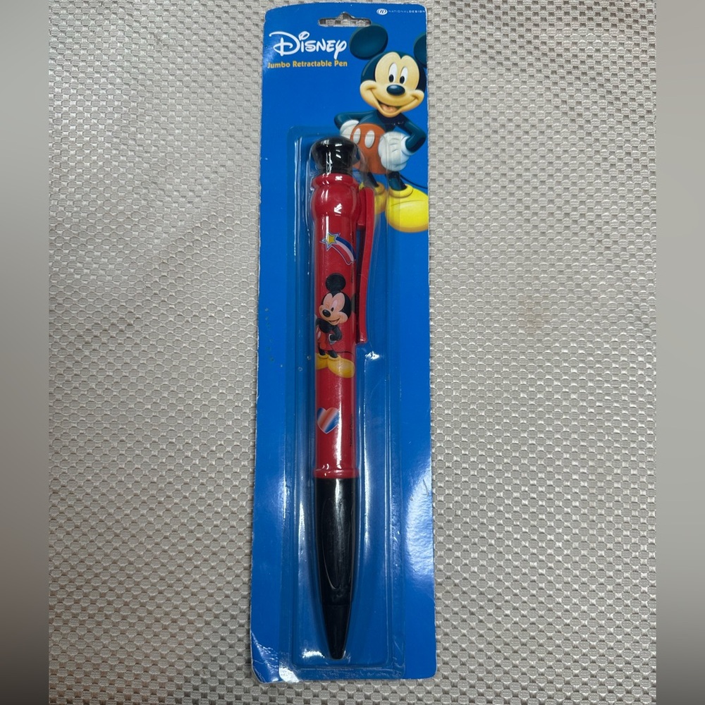 Disney Mickey Mouse Jumbo Retractable Pen.